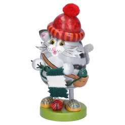 Kitty's Knitting Fun, Smoky